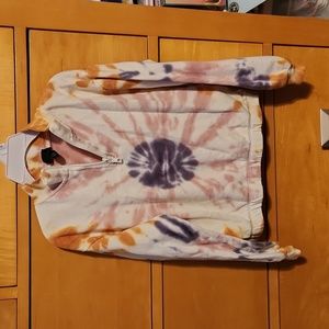 Girls Size 6 pullover sweatshirt